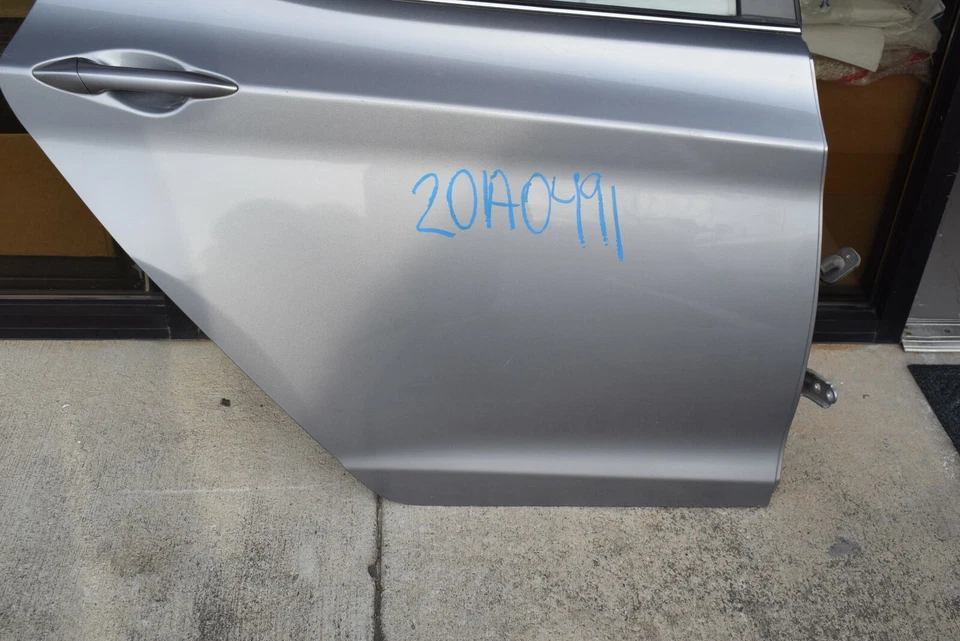 2014 HYUNDAI ELANTRA 右后门外工厂原始设备制造商本地提货 — 第 3/4 张图片