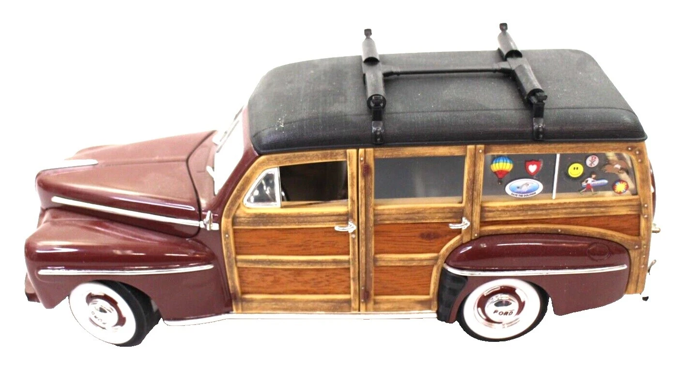 Hot Wheels Racing Ford 1:18 Scale Diecast & Toy Vehicles