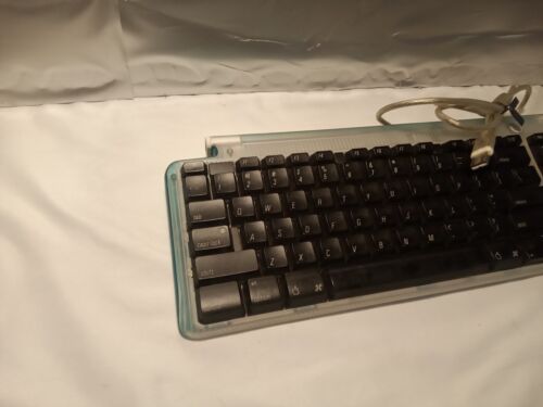 Vintage Apple iMac G3 USB Keyboard Teal - M2452 - Picture 2 of 7