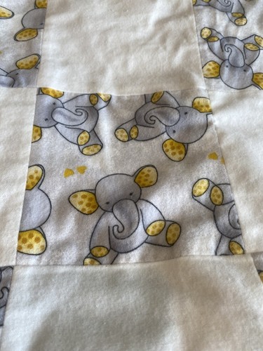 Quilt Topper Elephant Design 70x60 Baby Toddler - Picture 8 of 9