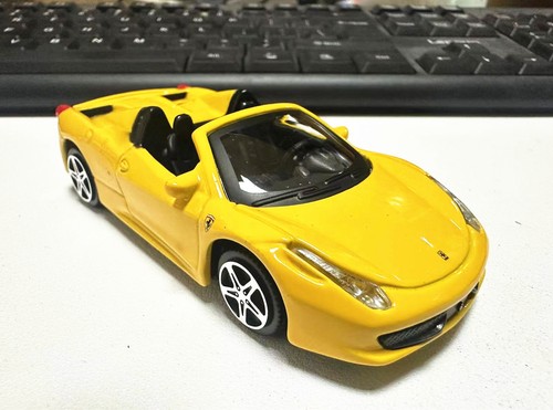 Free Shipping Bburago 1:43 Ferrari 458 Spider Metal Model Car New in Box - Picture 8 of 13