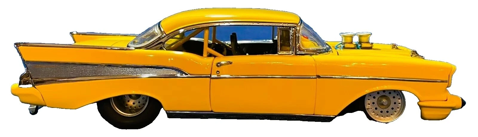 Pressed Steel 1:24 Vintage Manufacture Diecast Cars, Trucks & Vans