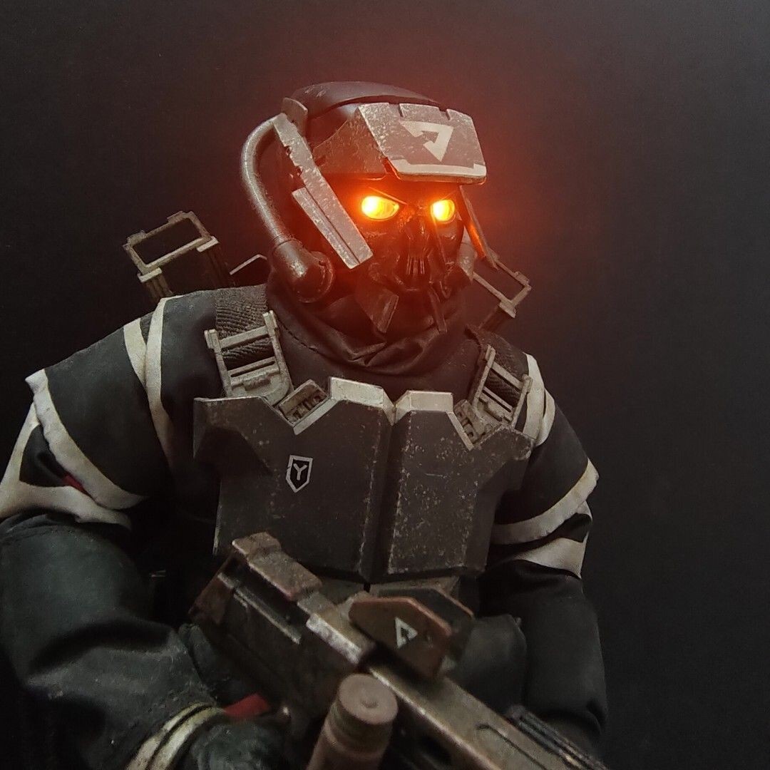 Killzone Hazmat Trooper 1:6 Scale Light-Up Action Figure