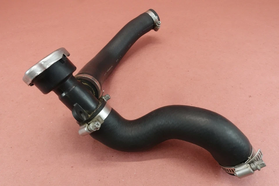 2002 - 2007 Honda CB900 CB 900 OEM Thermostat Housing - Image 3 of 4