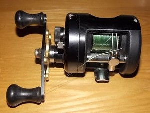 Vintage Ambassadeur 2500C Bait Casting Level Wind Reel #760800 good condition.