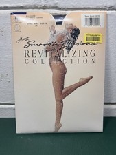 Hanes Smooth Illusions Pantyhose Size B Jet Black Revitalizing NIP Vintage