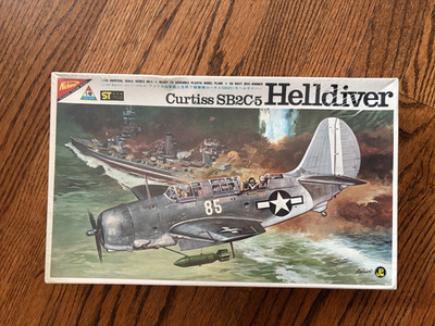 SEALED IN BOX! 1/48 Nichimo Curtiss SB2C-5 Helldiver Model Kit