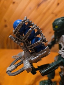 LEGO BIONICLE: #8728 Toa Hahli & #8731 Toa Kongu. No Instruct Or Box
