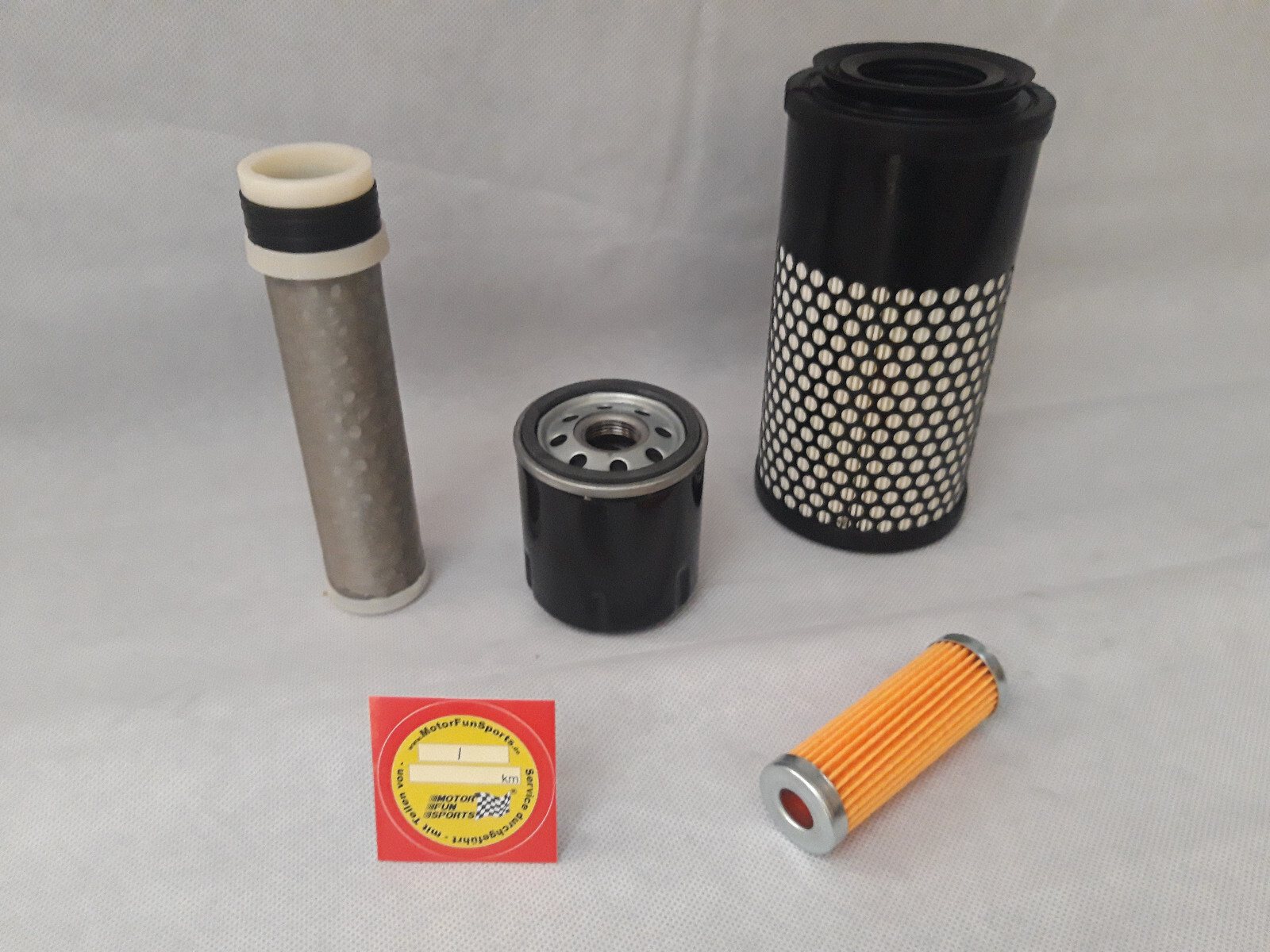Filter Set (Small) suitable for Kubota KC 110 with engine D722