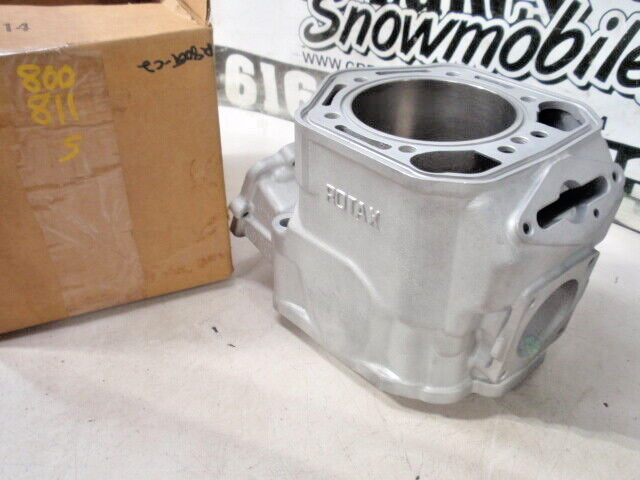 Noël! SnowMaster 724 QXE Two-Stage Snow Blower | Toro