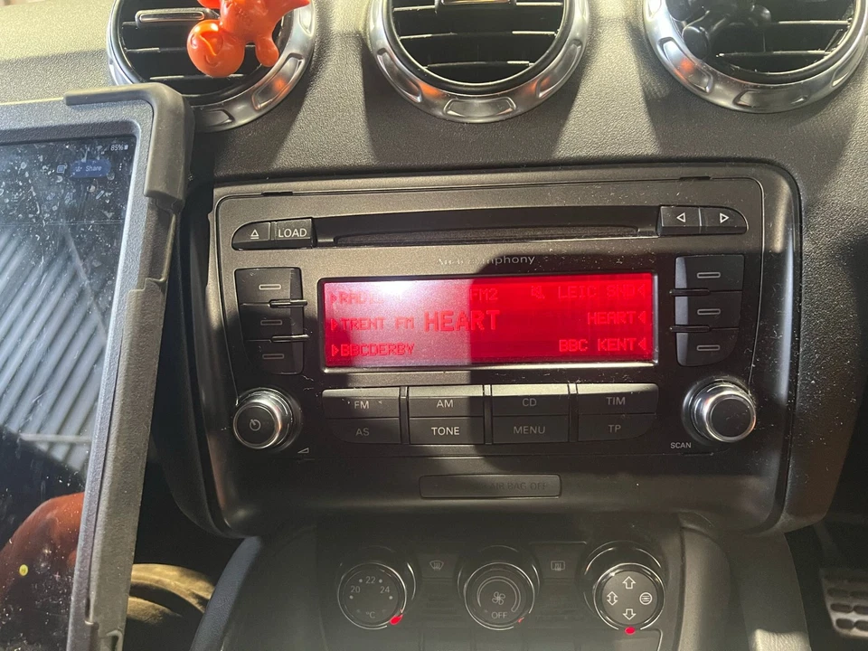 Audi TT Heater A/C Climate Control Air Con Auto Switch Unit Black 2006 MK2 OEM - Image 2 of 4