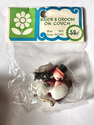Vintage miniature Bride & Groom on a bench couch kissing in package NOS