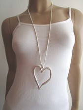 Damen Hals Kette lang Modekette Statement Silber Herz matt  Lagenlock  Alu H761