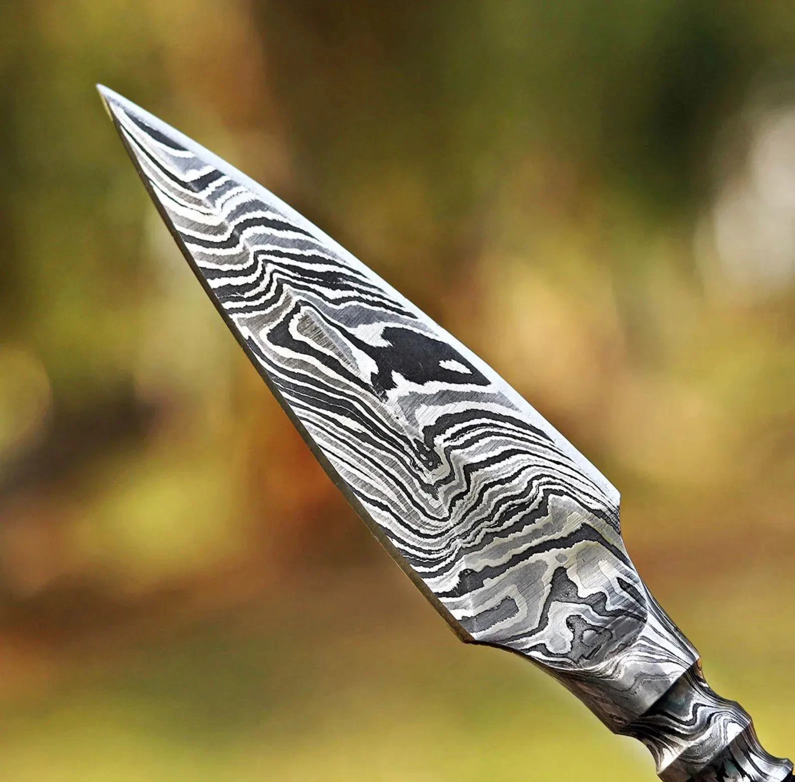 Handmade Damascus Steel Double-Edged Hunting Knife with Leather Sheath