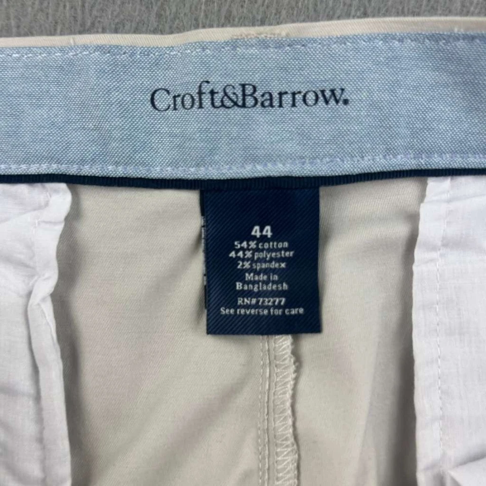 Croft Barrow Shorts Mens 44 Ivory Flat Front Lightweight True Comfort Chino NWT - Image 2 of 4