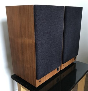KEF Reference Series Model 101 speakers s/n 12650 A/B Excellent Condition.