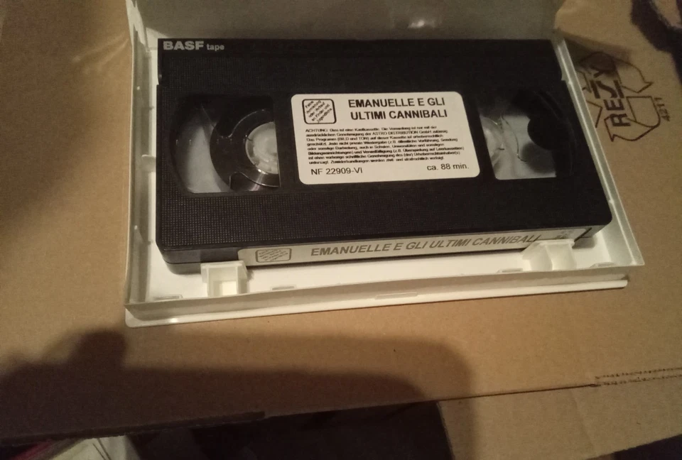 Astro Video Sammlung - VHS Kassetten 3× Joe D'Amato und Fulci - Sado Kult RAR! - Bild 2 von 4