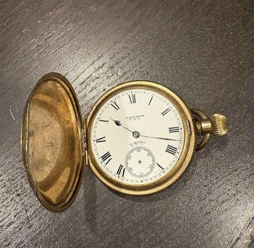 Antique Gold Filled Waltham Equity Size 16 Hunter Pocket Watch. Overwound