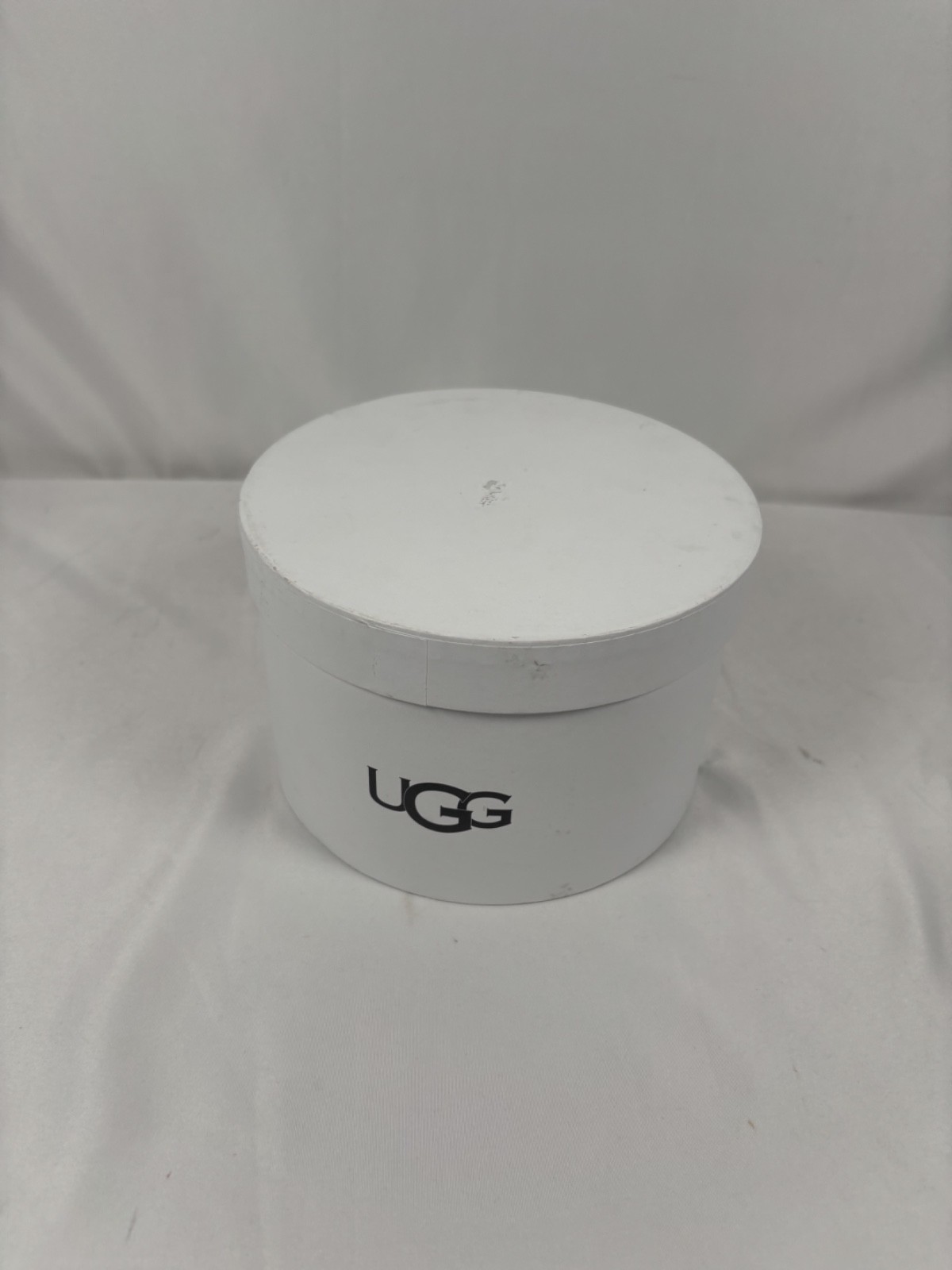 UGG Sheepskin Earmuffs in Black Comes with Box image 2