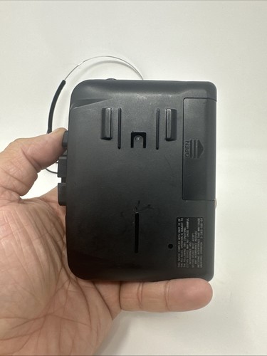 RARE - SONY Walkman WM-FX421 Lecteur Cassette RADIO FM AM NEUF CEINTURES D'ENTRAÎNEMENT MONTÉES