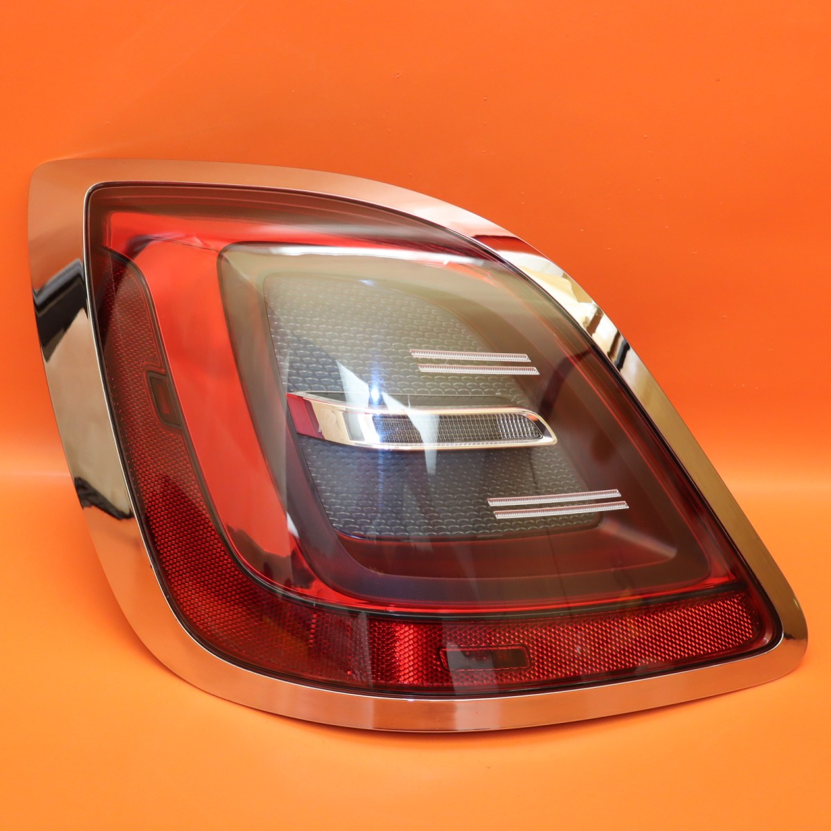 ROLLS ROYCE GHOST TAIL LIGHT LEFT DRIVER 2021 2022 2023 748619306 LED OEM