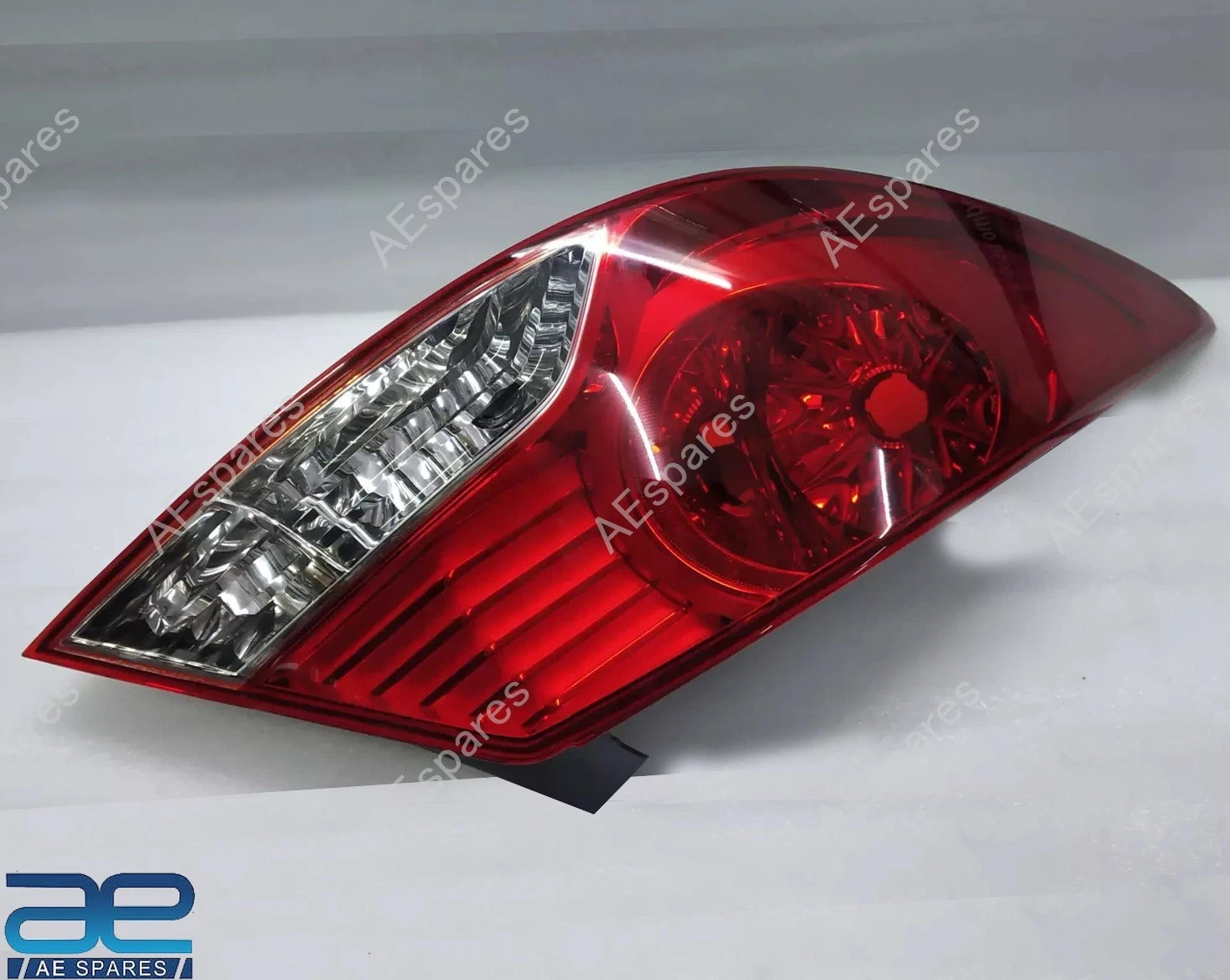 Rear Tail Light Lamp Assembly LH For Hyundai Verna Fluidic 2011-2014 924101V000 view 3