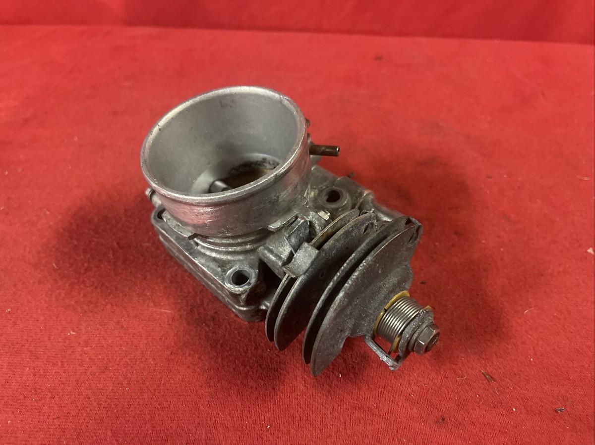 TRTです。 1985 Nissan 300zx Z31 Turbo Throttle Body Assembly Complete