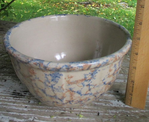 Paneled Red Wing Spongeware Panel Bowl Blue and Rust Brown #8, 8.25” Wide - Picture 9 of 21