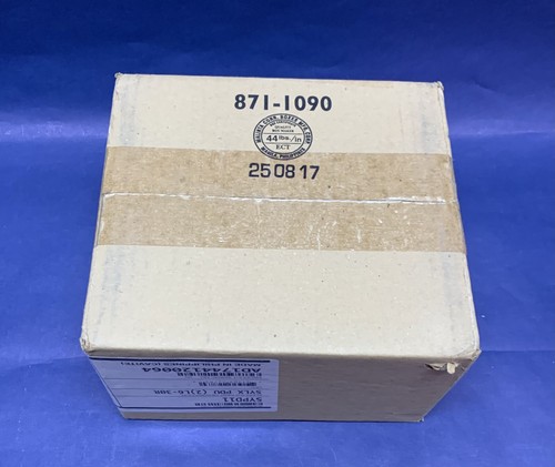 New APC Symmetra LX Power Distribution Panel - 2 x NEMA L6-30-R - SYPD11 - Picture 3 of 5