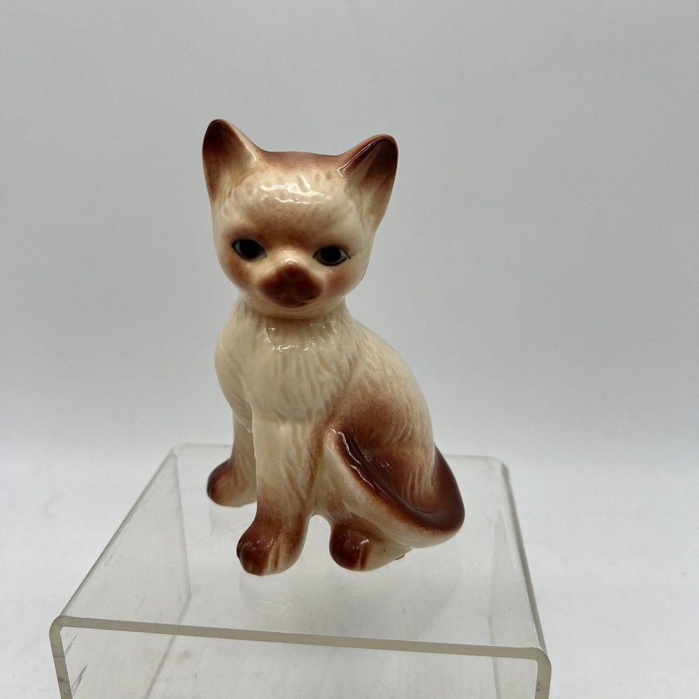 Vintage Siamese Cat Figurine Bone China Taiwan