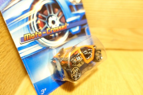 Hot Wheels 2006 J3457 No. 148 Moto-Crossed Diecast Toy Car - Swanky Barn - Picture 4 of 12