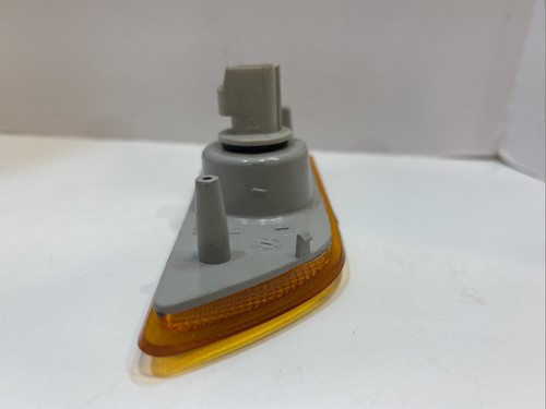 Ford Focus 2000-2007 Marker Light Assembly Drivers Side Part 12-5156 By TYC New! - Picture 12 of 20
