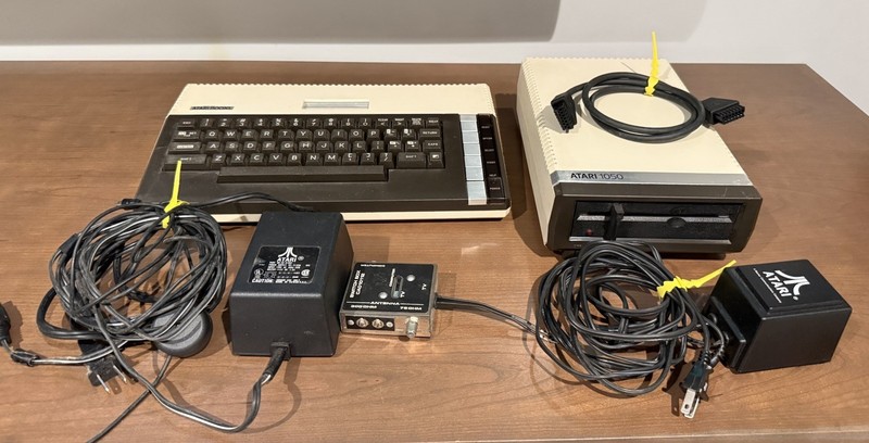 Atari 800XL Computer + 1050 Disk Drive Bundle w/ Joystick Tested Powers On
