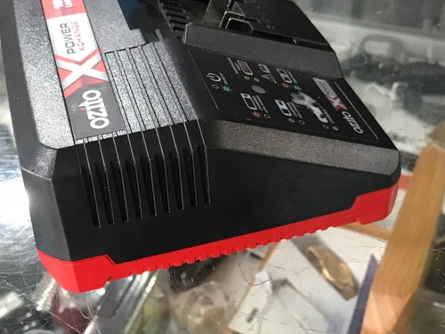 GENUINE OZITO PXCG-030 COMPACT 18V FAST CHARGER - Picture 9 of 15