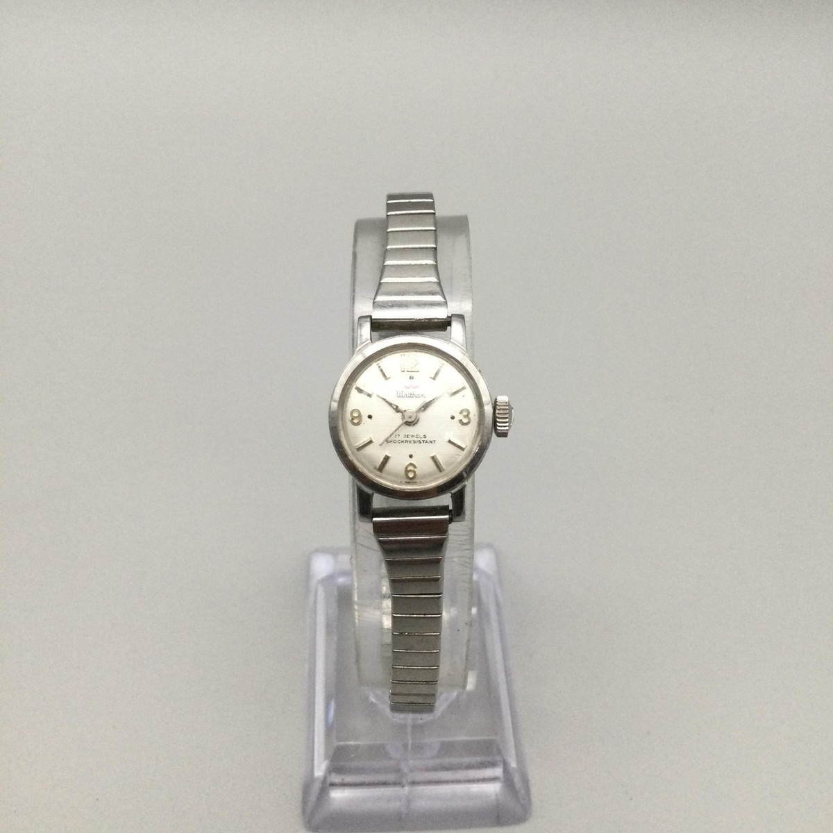 Vintage Waltham Womens Watch 18mm Silver Dial 17 Jewels  display picture 3