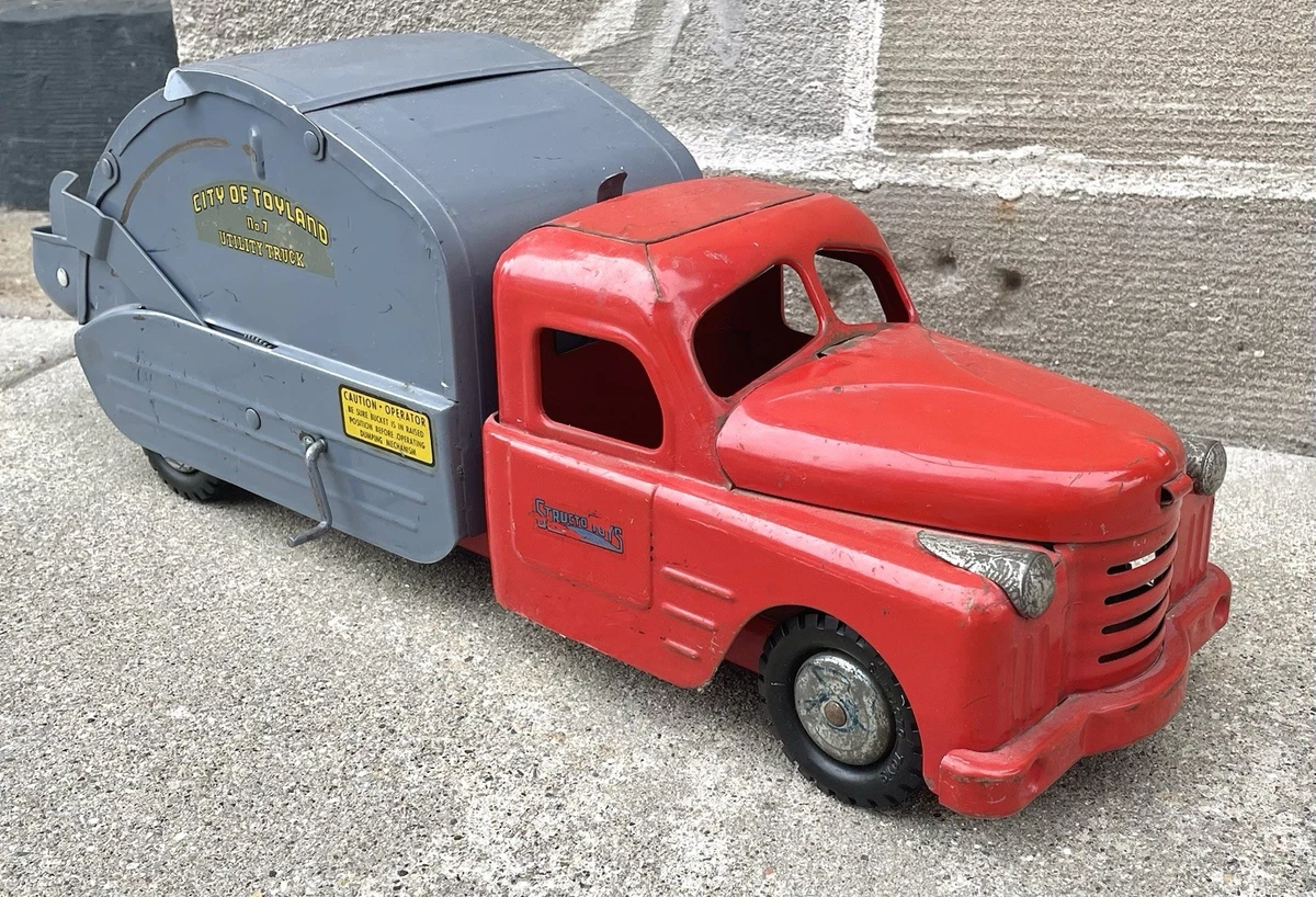 Structo Pressed Steel 1940 Vehicle Year Vintage Manufacture Structo Pressed Steel 1940 Vehicle Year Vintage Manufacture
