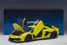 AUTOart 1/18 Lamborghini Aventador SVJ Diecast Car Model Yellow