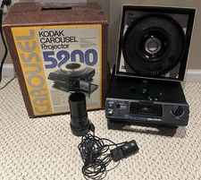 Fully Tested SUPER Clean Kodak Carousel 5200 Slide Projector with Box/Video