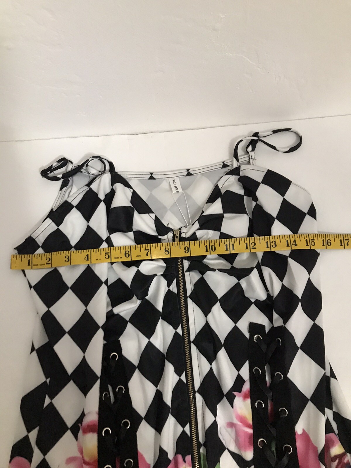 Picture 4 of 6