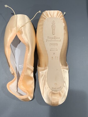 Freed Studio Pro Ballet Pointe Shoes 5 EE | eBay