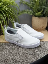 NEW Xtratuf Mens Topwater Slip On Deck Shoes Sz 8.5 XMTS-100  Slip Oil Resist