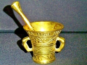 Small bronze apothecary mortar