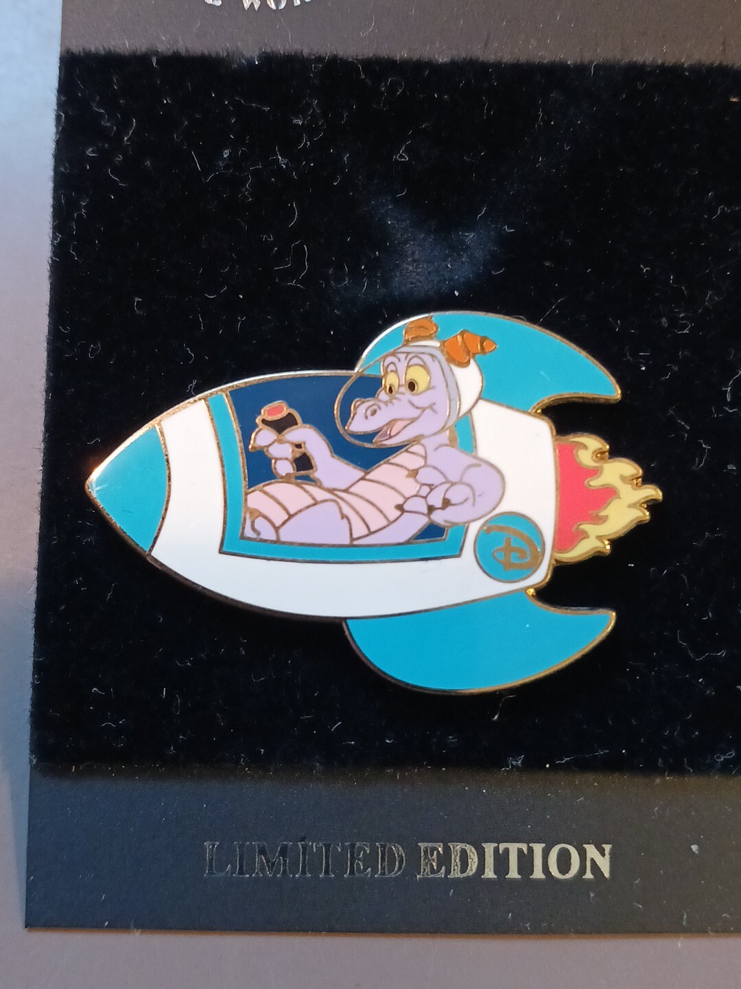 Picture 1 of 5
