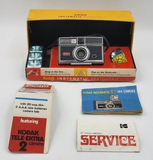 Kodak Instamatic 304 Outfit w/ Original Box, Paperwork  Bulbs