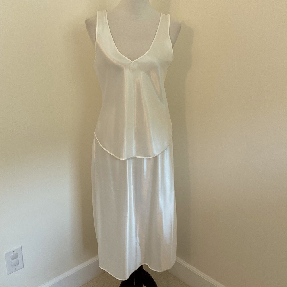 Vintage Women’s Farr West Elegant Ivory Lingerie … - image 1