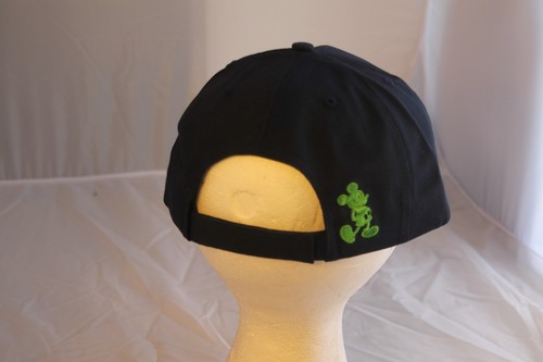 NUEVO CON ETIQUETAS Disney Parks Mickey Mouse 28 Gorra de Béisbol Azul Verde Creación de Mickey 1928 - Imagen 2 de 5