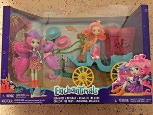 enchantimals seahorse carriage