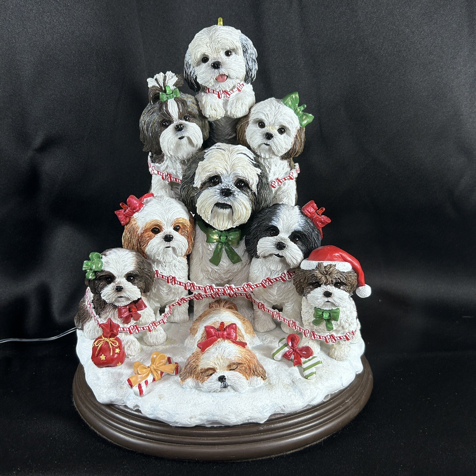 Vtg 2001 RARE DANBURY MINT Shih Tzu Family Illuminated Christmas Tree