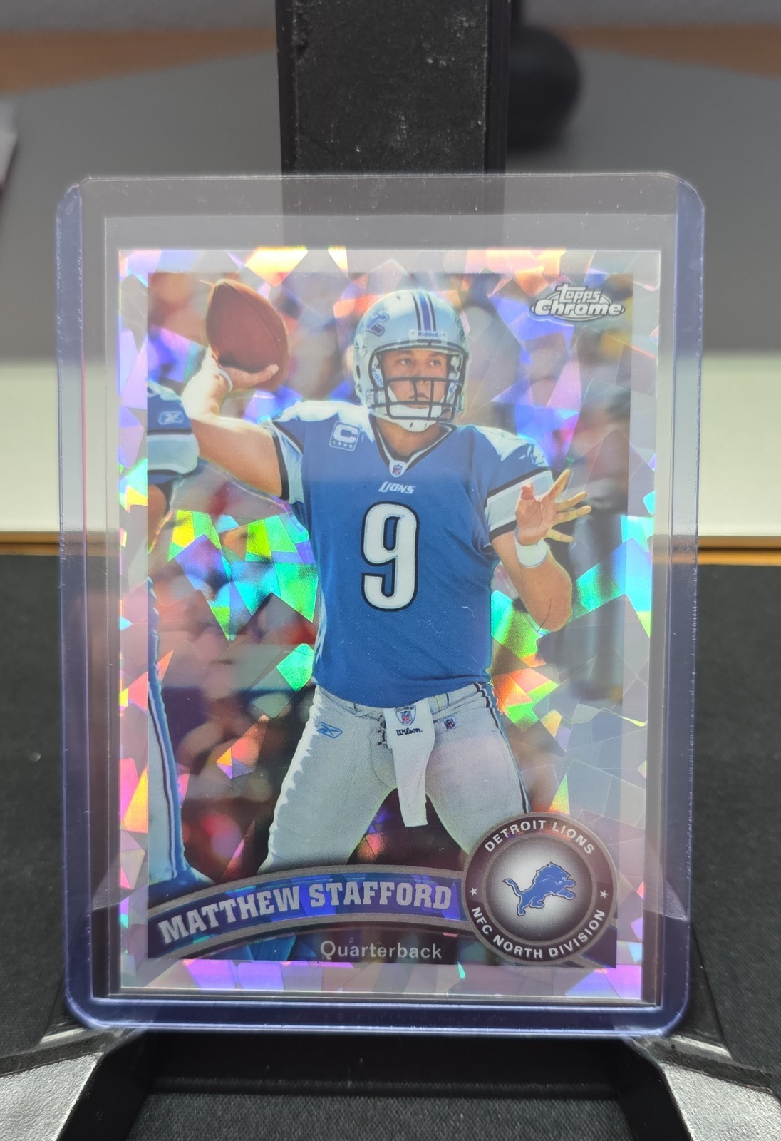 2011 Topps Chrome - Matthew Stafford #4 Crystal Atomic Refractor /139