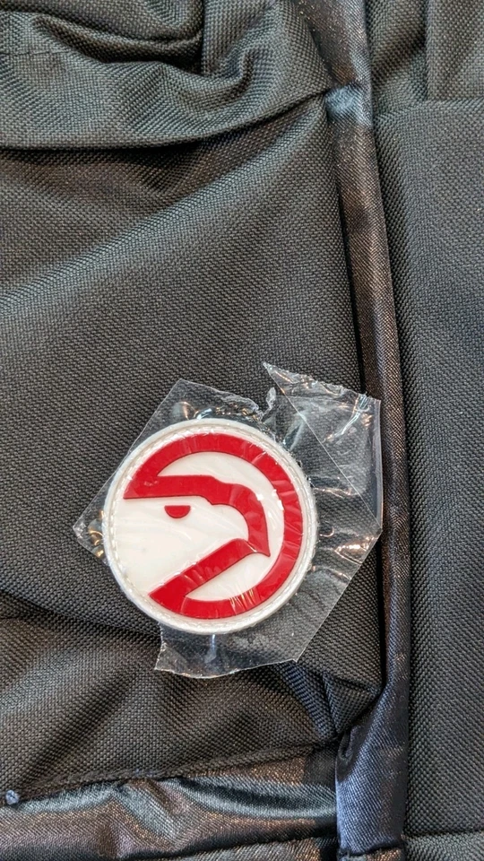 Mochila Mitchell & Ness Atlanta Hawks juvenil o adulto nueva con etiquetas $80 venta al por menor Foto 4 de 4